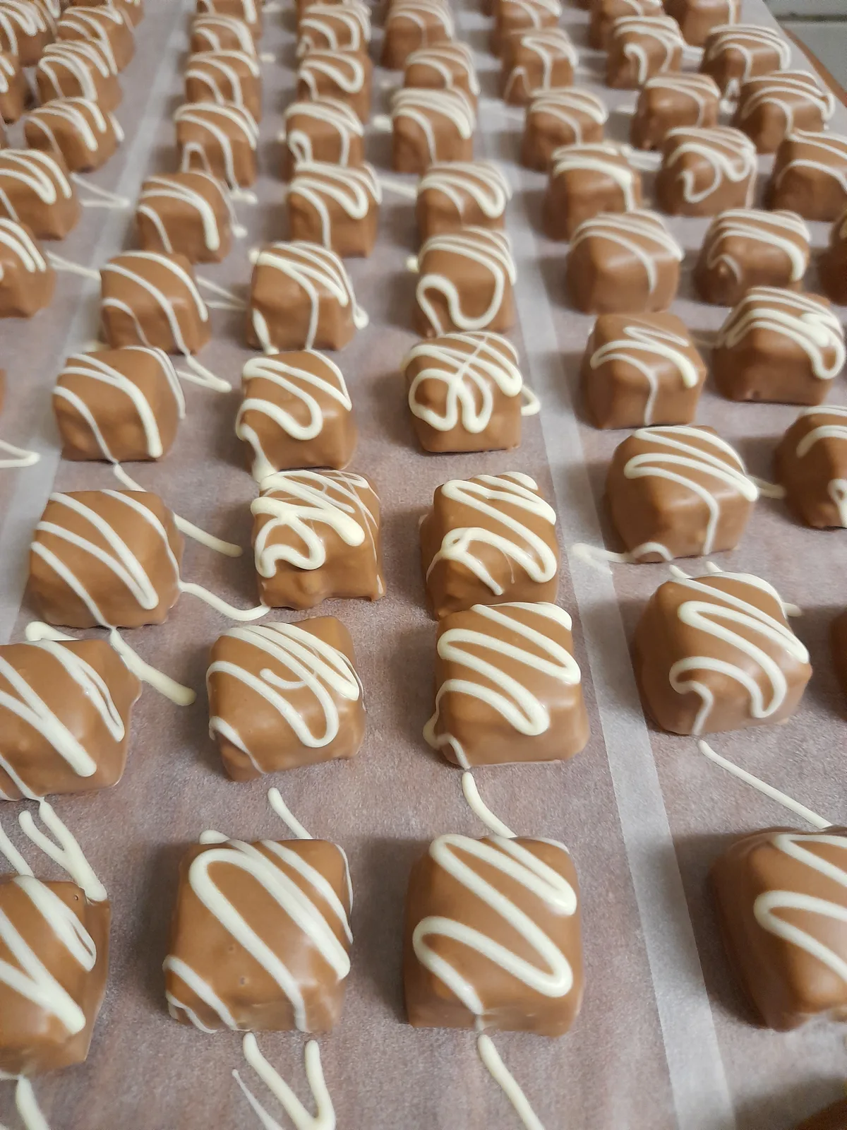 Praline aus der Pralinenstube des Kolmsteiner Hofs 24