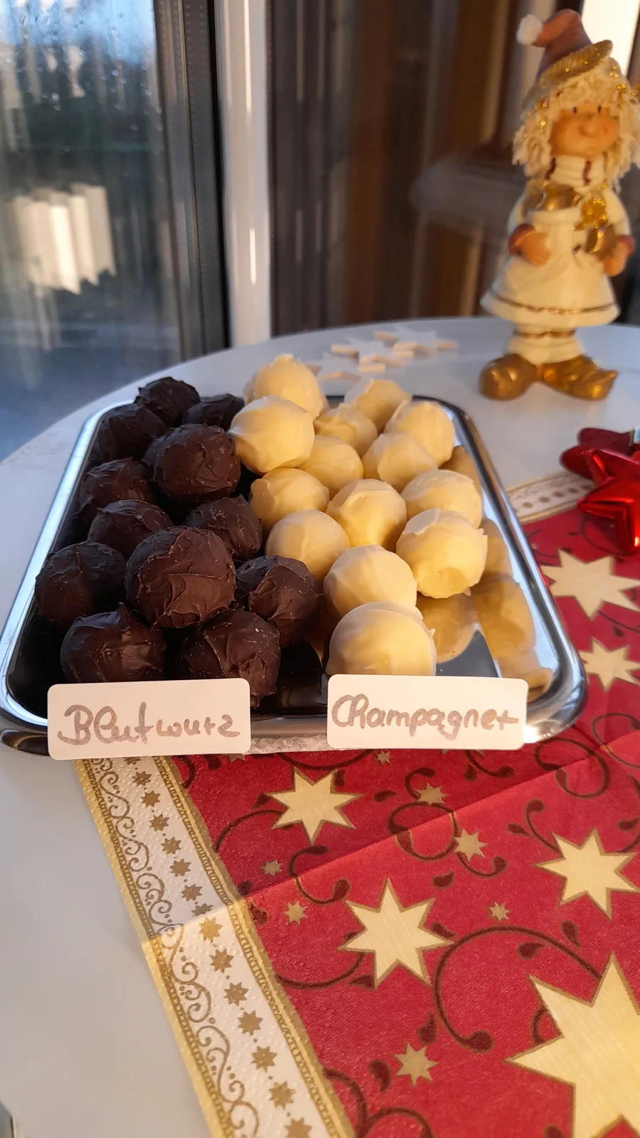 Praline aus der Pralinenstube des Kolmsteiner Hofs 3