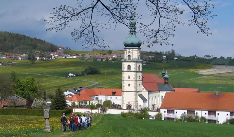 Die Wallfahrtskirche in Neukirchen beim Heiligen Blut